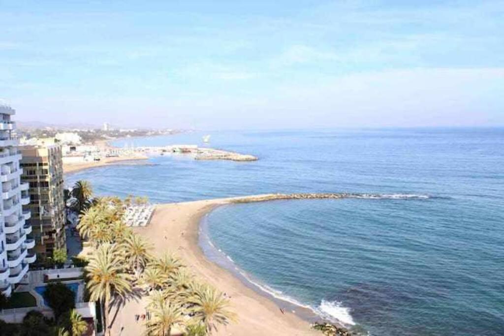 Large Modern Beach Front Apartment, Rooftop Pool!! Marbella Ngoại thất bức ảnh