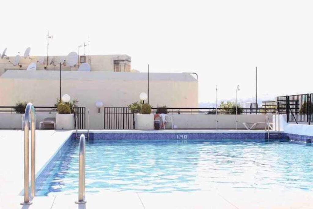 Large Modern Beach Front Apartment, Rooftop Pool!! Marbella Ngoại thất bức ảnh